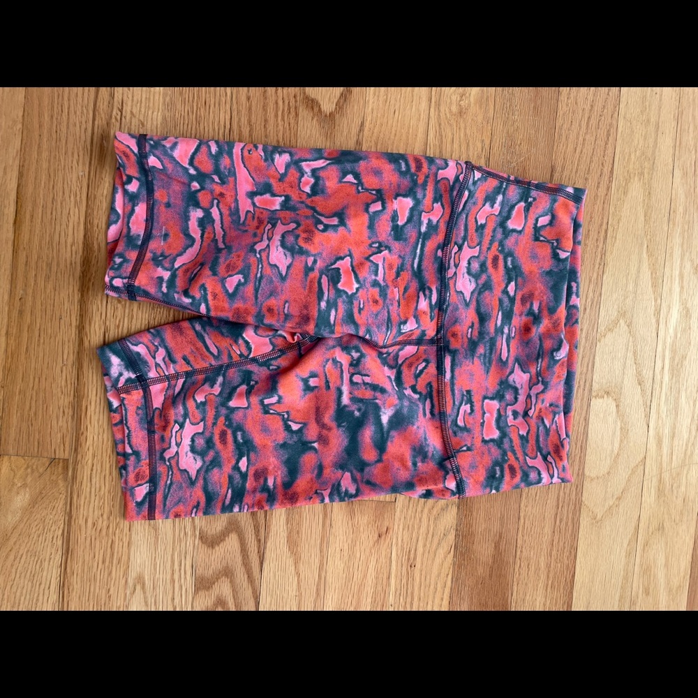 Wunder Train High-Rise Short 8” Biker